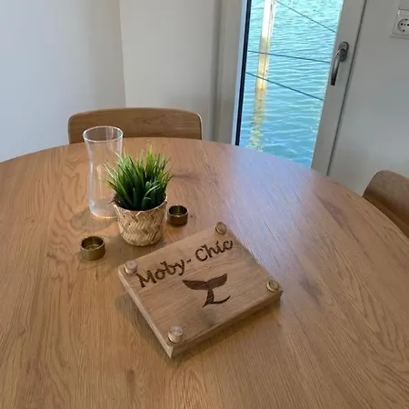 Moby Chic - Stern Hausboot